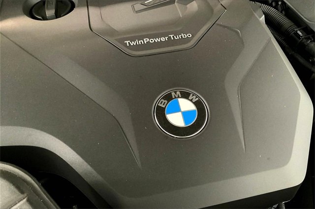 Used 2023 BMW X4 xDrive30i w/ Convenience Package image 32