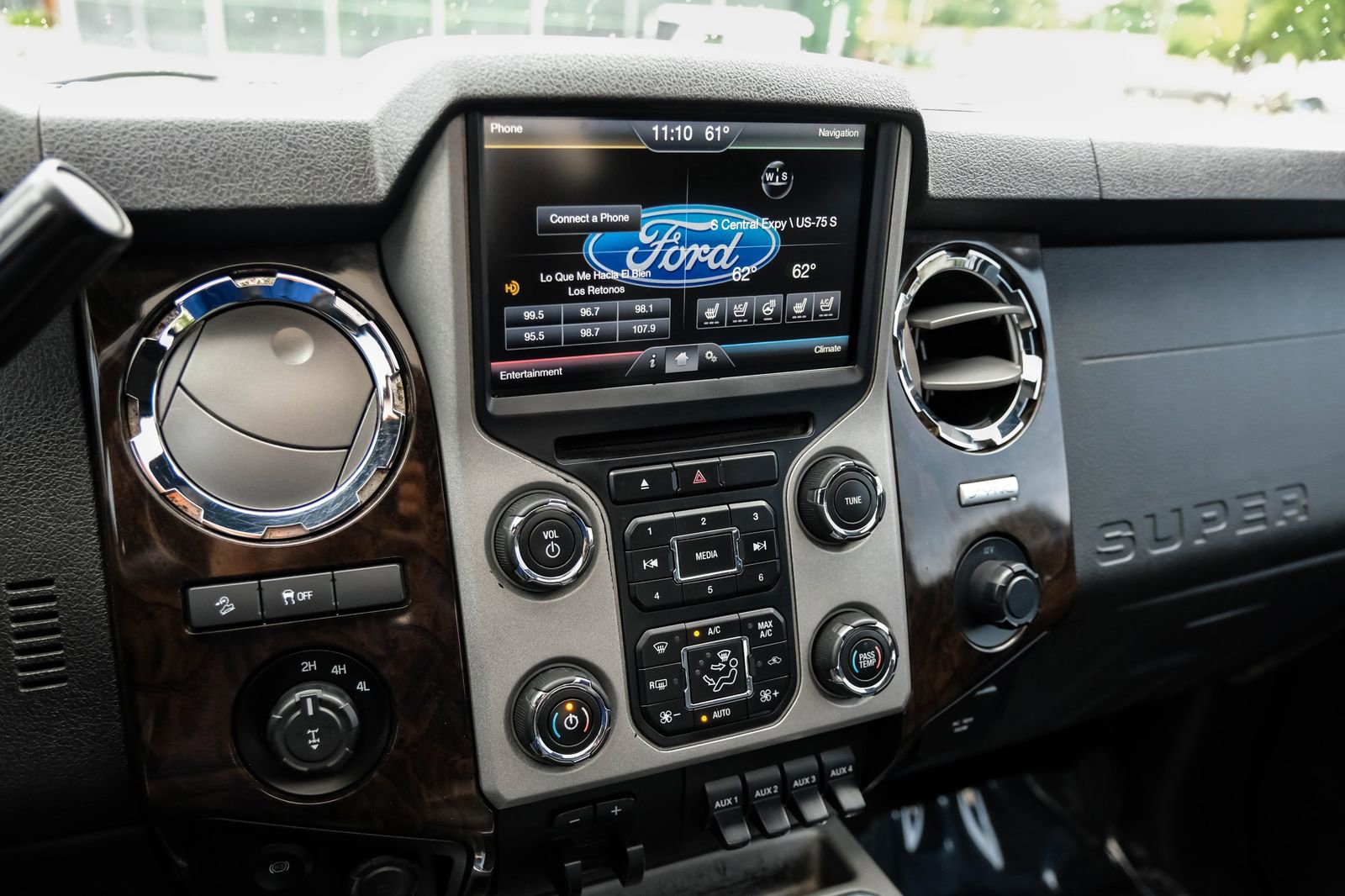Used 2016 Ford F250 Platinum w/ FX4 Off-Road Package AWD/4WD image 24