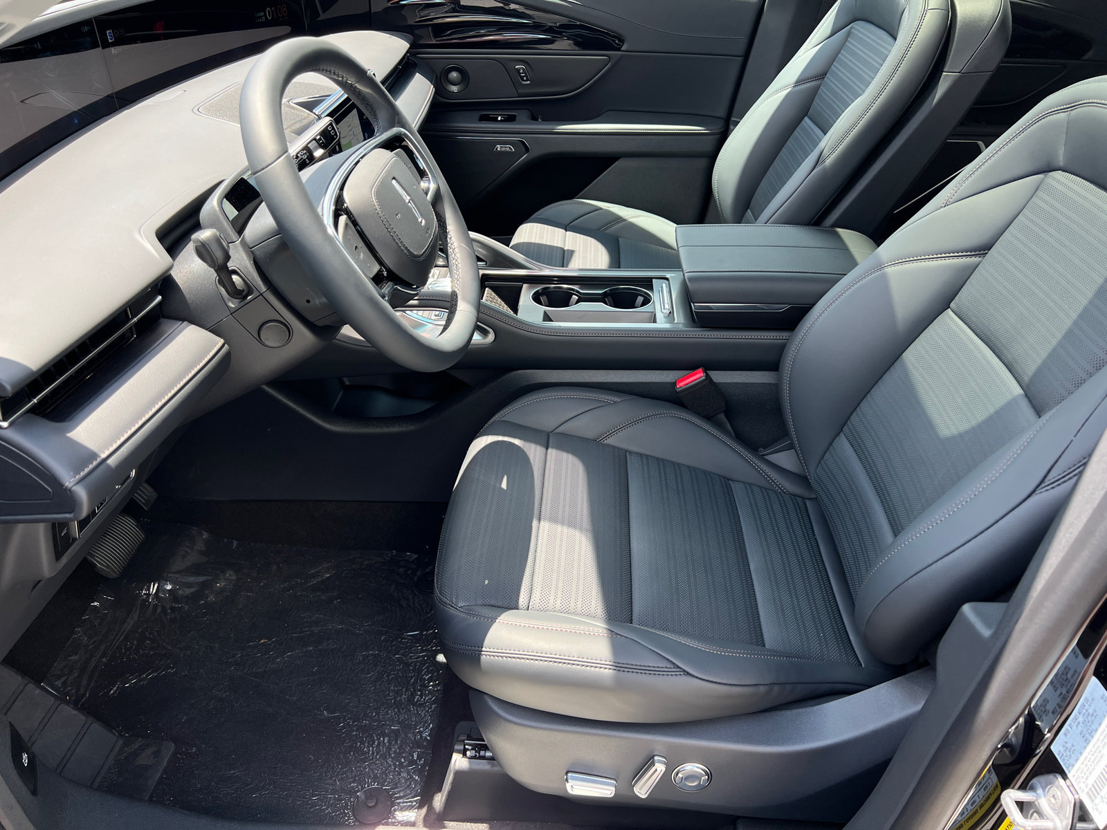 New 2026 Lincoln Nautilus Reserve w/ Jet Appearance Package AWD/4WD image 20