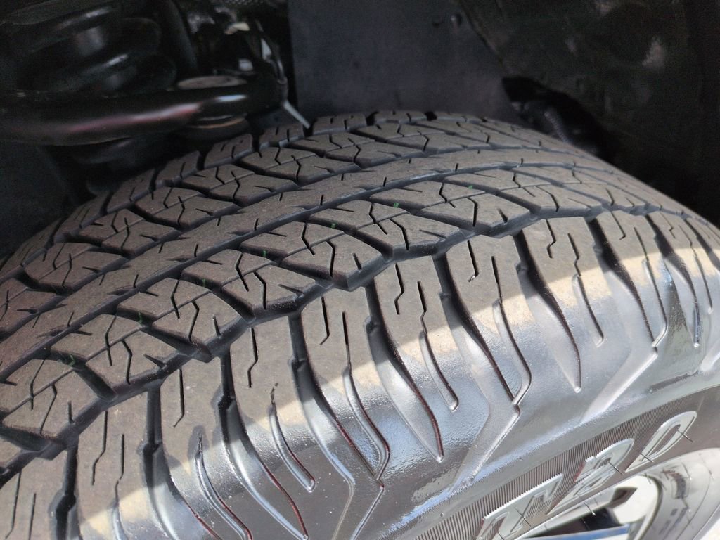 Used 2022 Toyota Tacoma SR AWD/4WD image 28