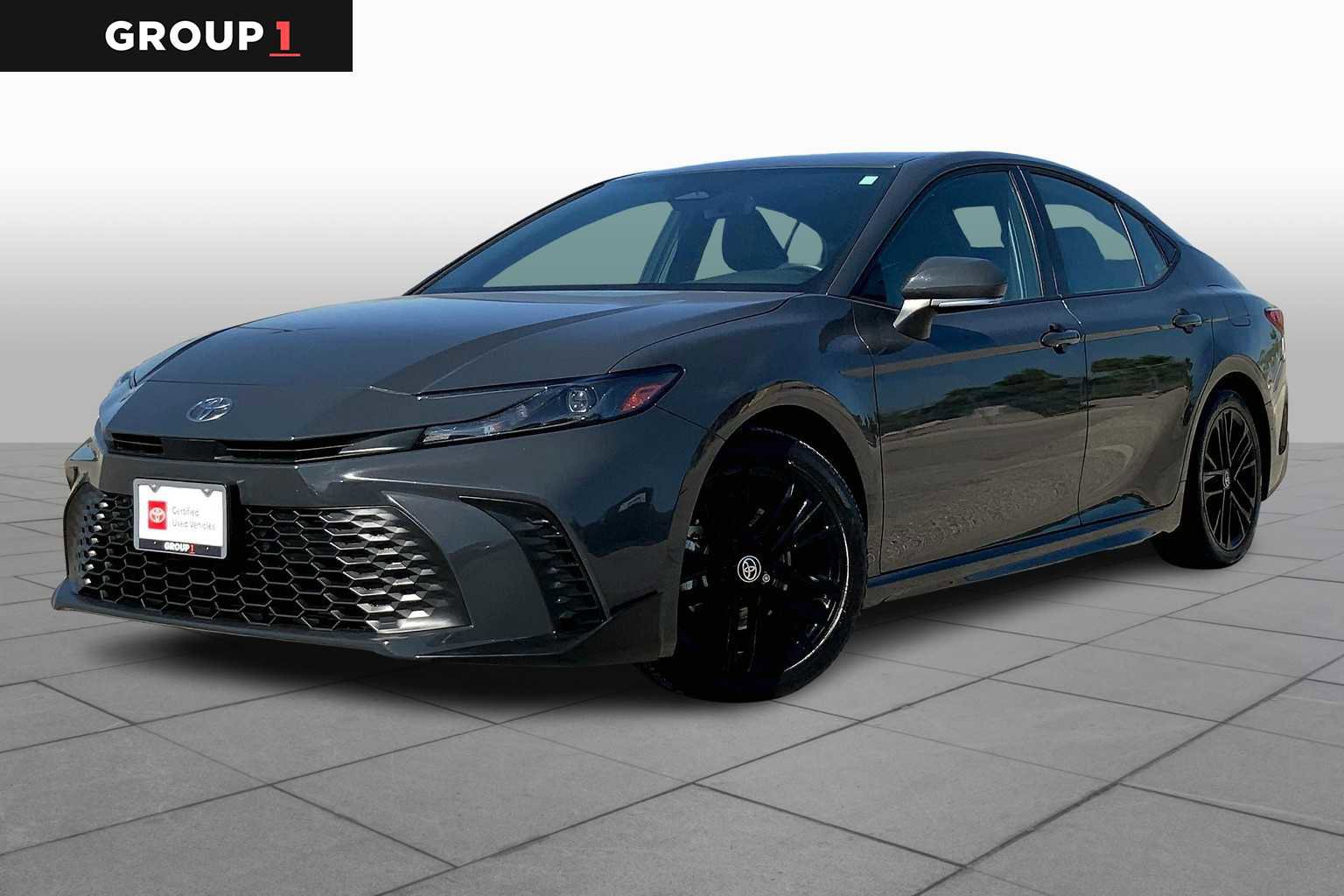 Used 2025 Toyota Camry SE