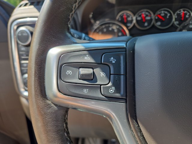 Used 2022 Chevrolet Silverado 1500 LTZ w/ LTZ Premium Package AWD/4WD image 7