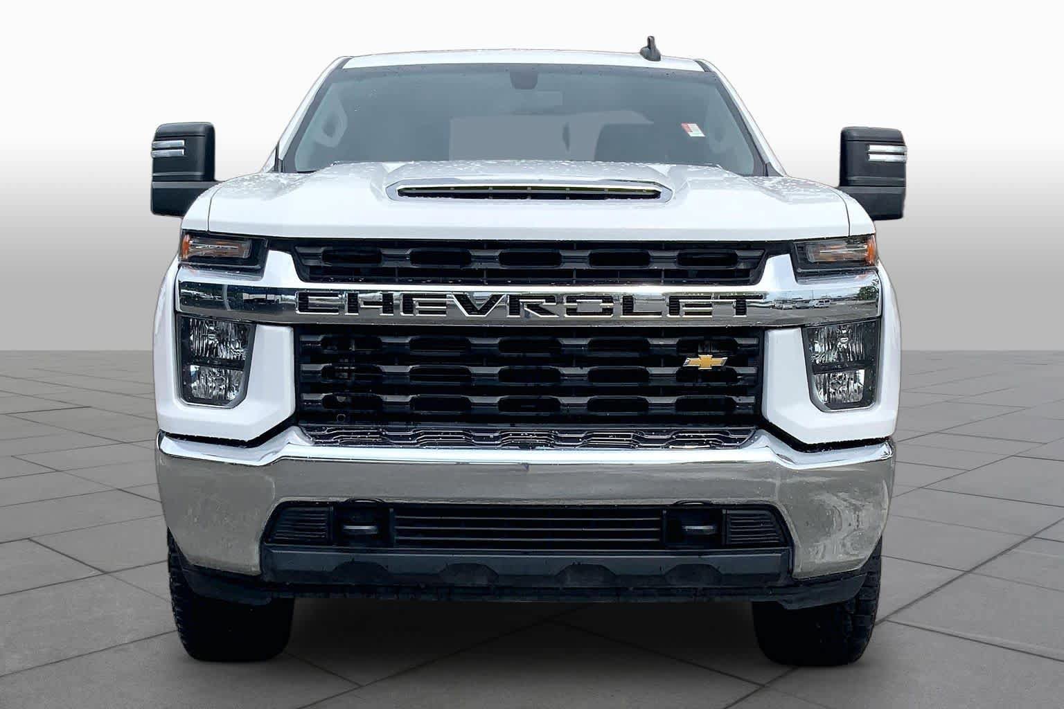 Used 2023 Chevrolet Silverado 2500 LT AWD/4WD image 4