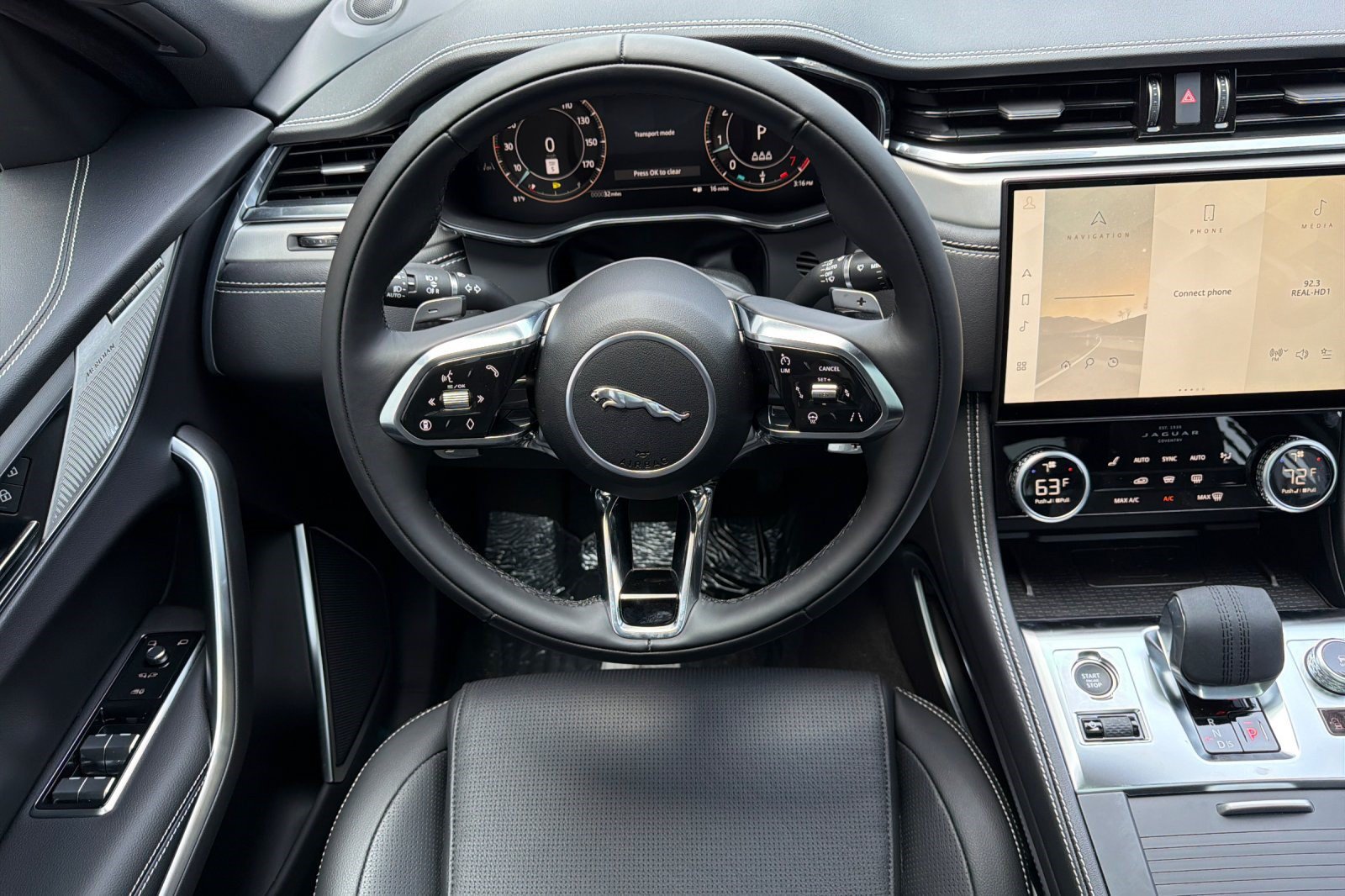 New 2026 Jaguar F-PACE R-Dynamic S AWD/4WD image 27