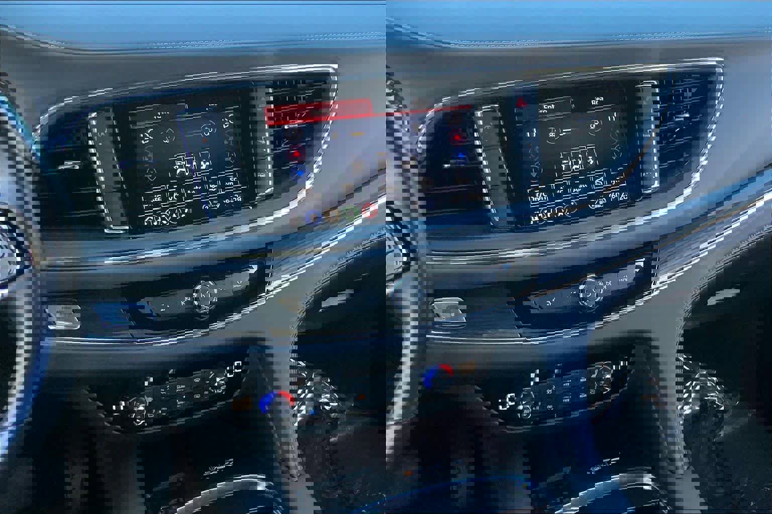 Used 2024 Buick Enclave Premium image 12