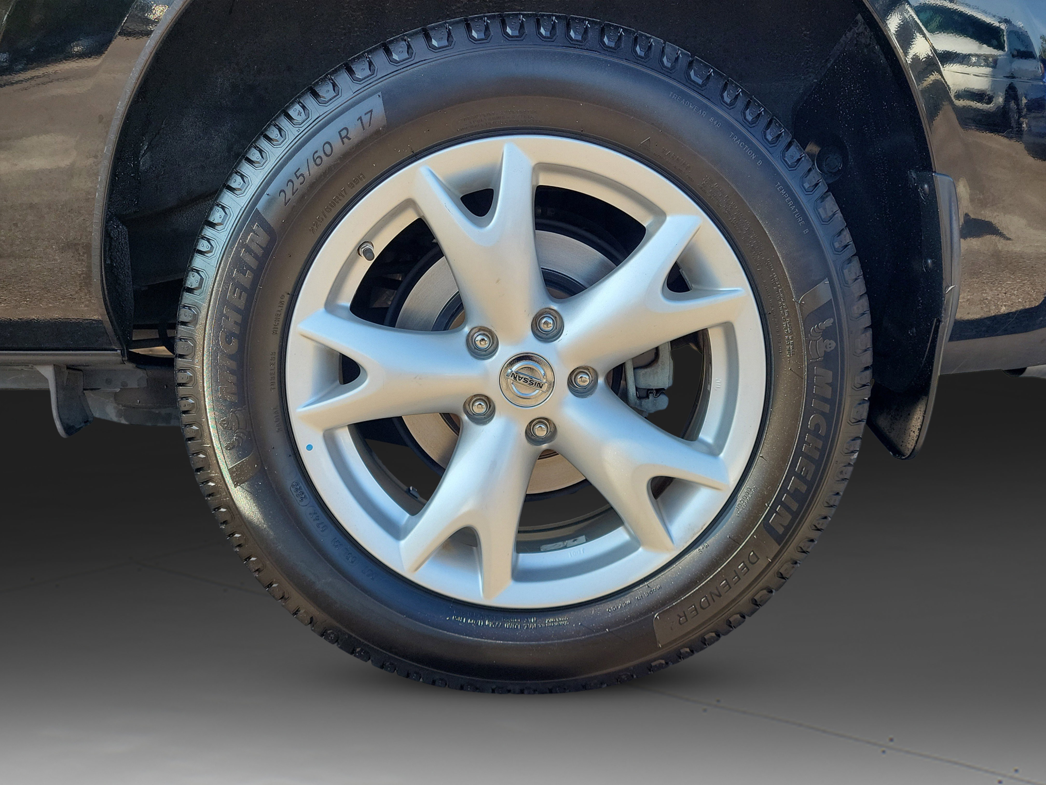 Used 2011 Nissan Rogue SV image 8