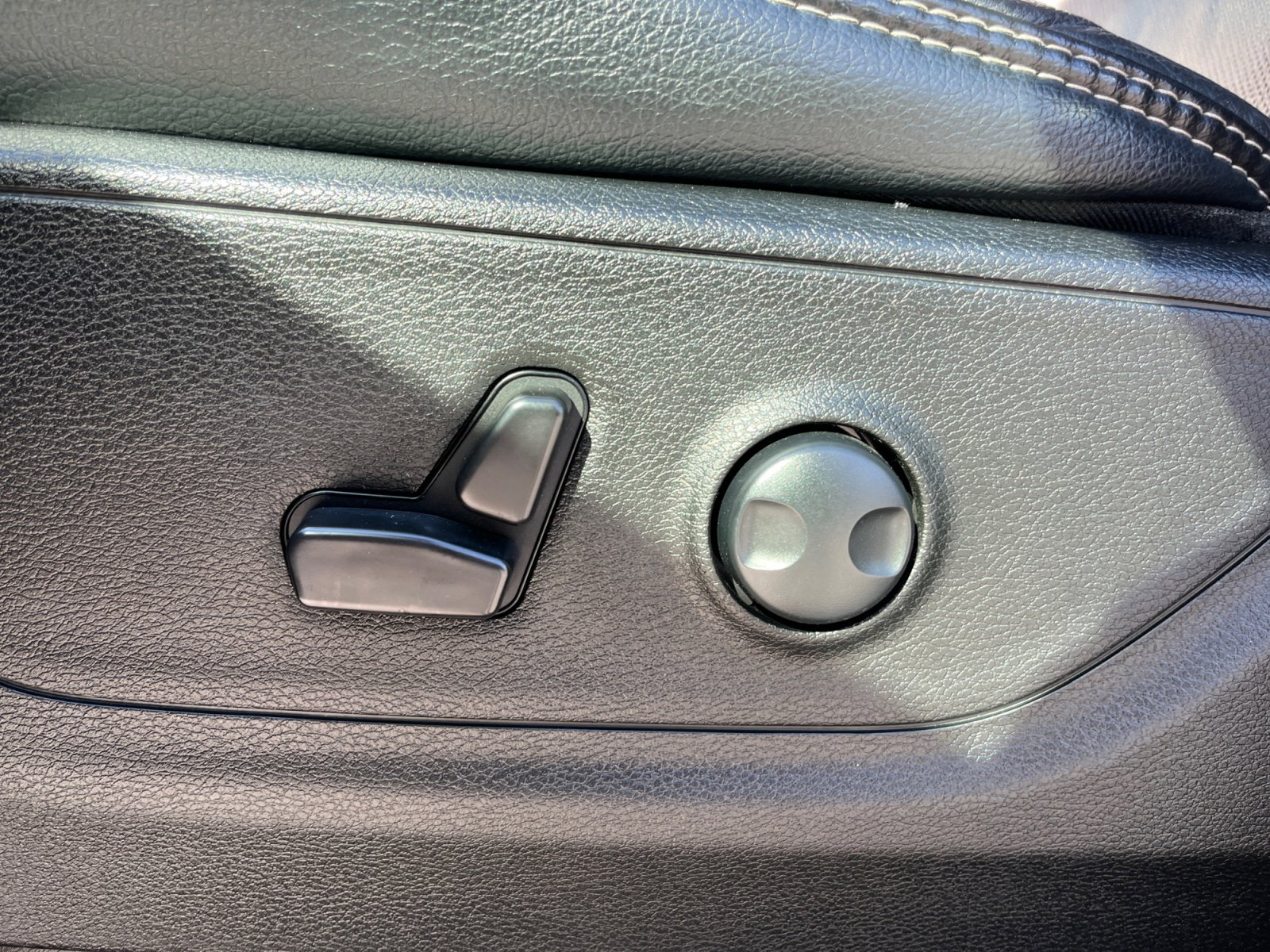 Used 2023 RAM 1500 Rebel w/ Rebel Level 2 Equipment Group image 13