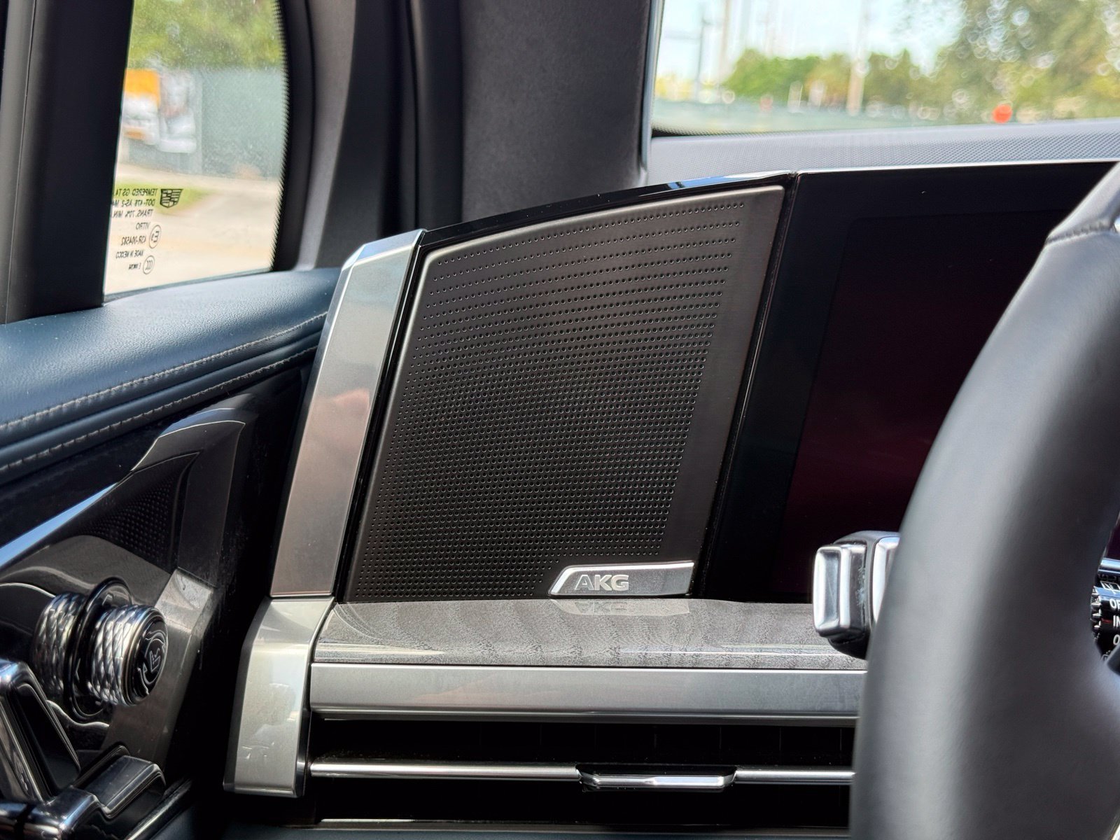 Used 2025 Cadillac Escalade IQ Sport 2 AWD/4WD image 32