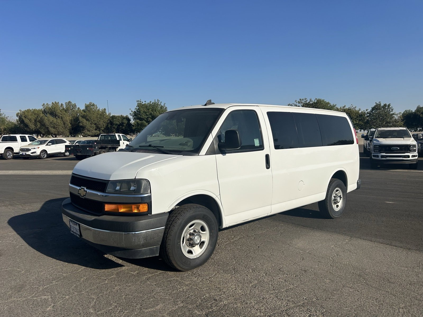 Used 2019 Chevrolet Express 3500 LT w/ LT Preferred Equipment Group image 3