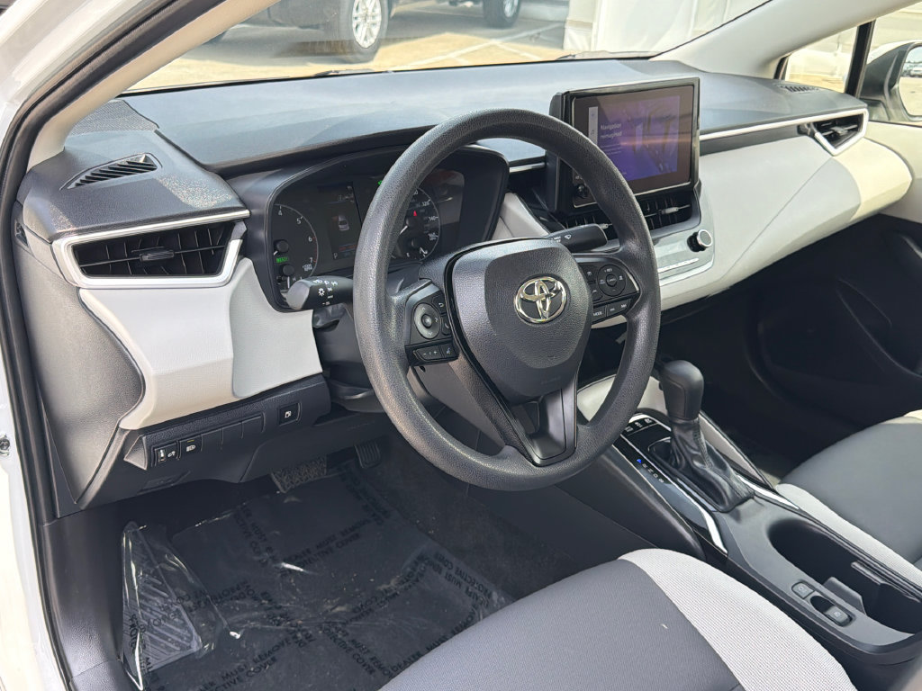 Used 2024 Toyota Corolla LE FWD image 18