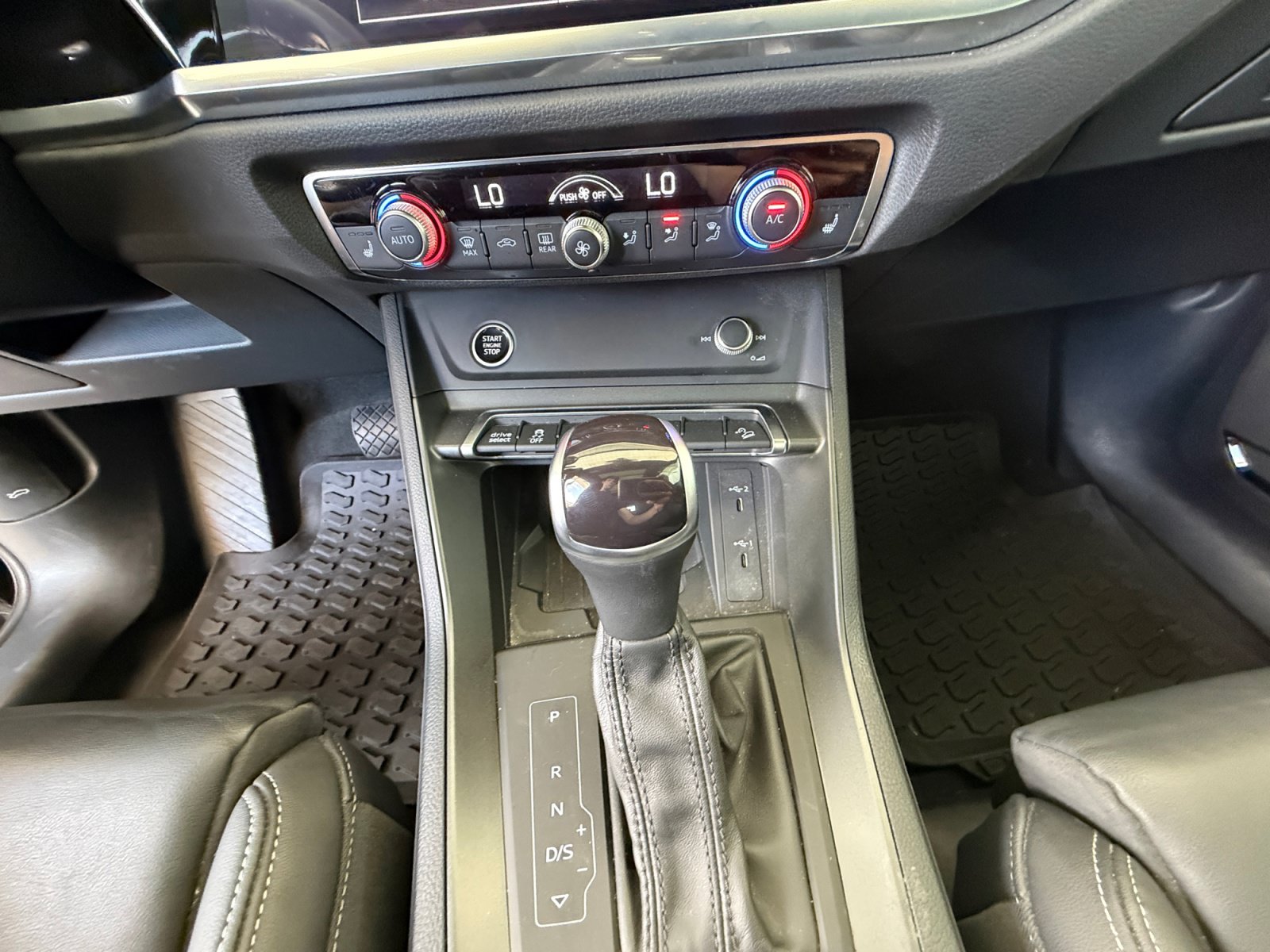 Used 2024 Audi Q3 2.0T Premium Plus AWD/4WD image 12