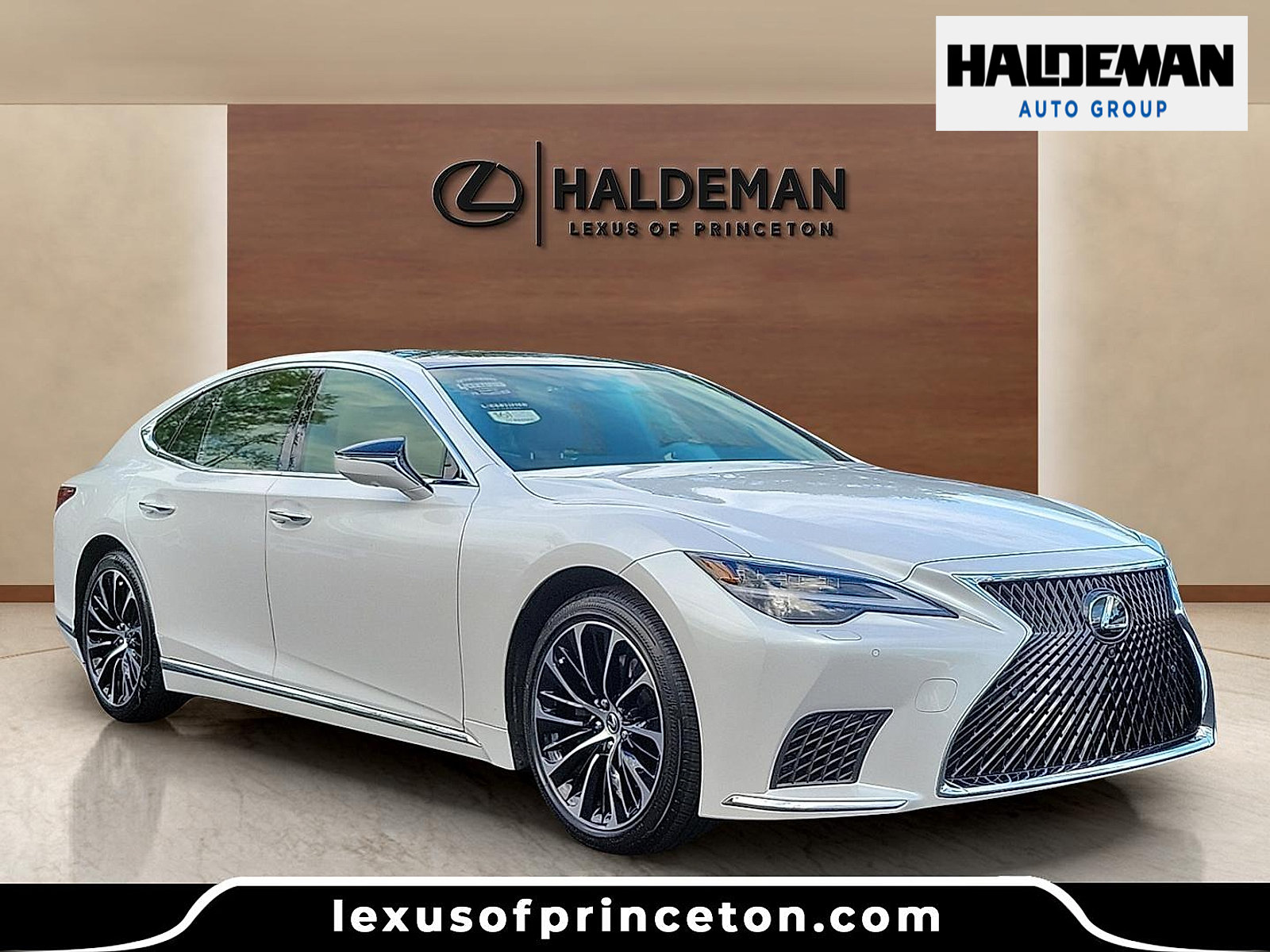 Used 2022 Lexus LS 500 AWD w/ Luxury Package video 1