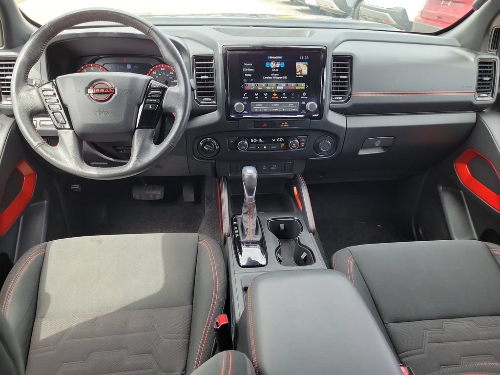 Used 2022 Nissan Frontier PRO-4X w/ Technology Package AWD/4WD image 7