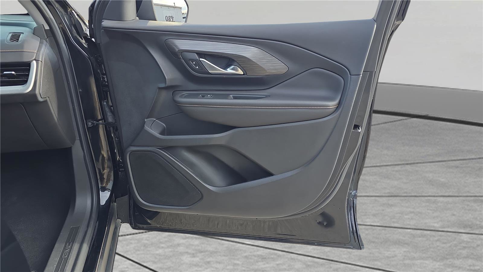 Used 2020 GMC Terrain SLT w/ Preferred Package image 26