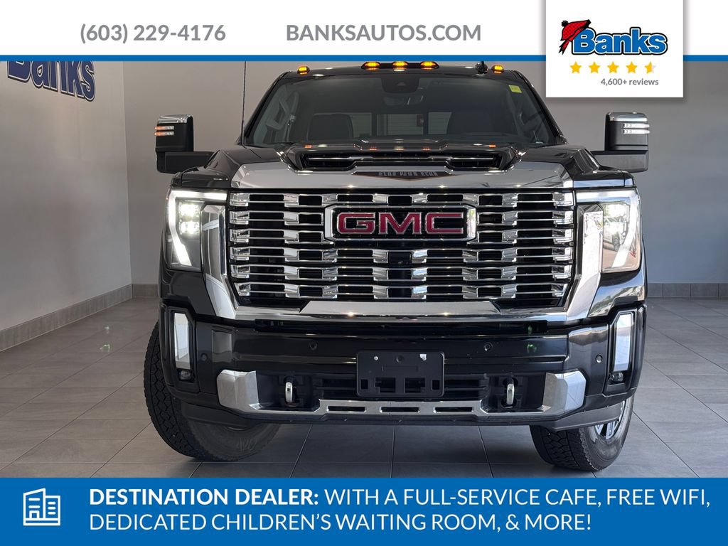 Certified 2024 GMC Sierra 2500 Denali w/ Technology Package AWD/4WD image 3
