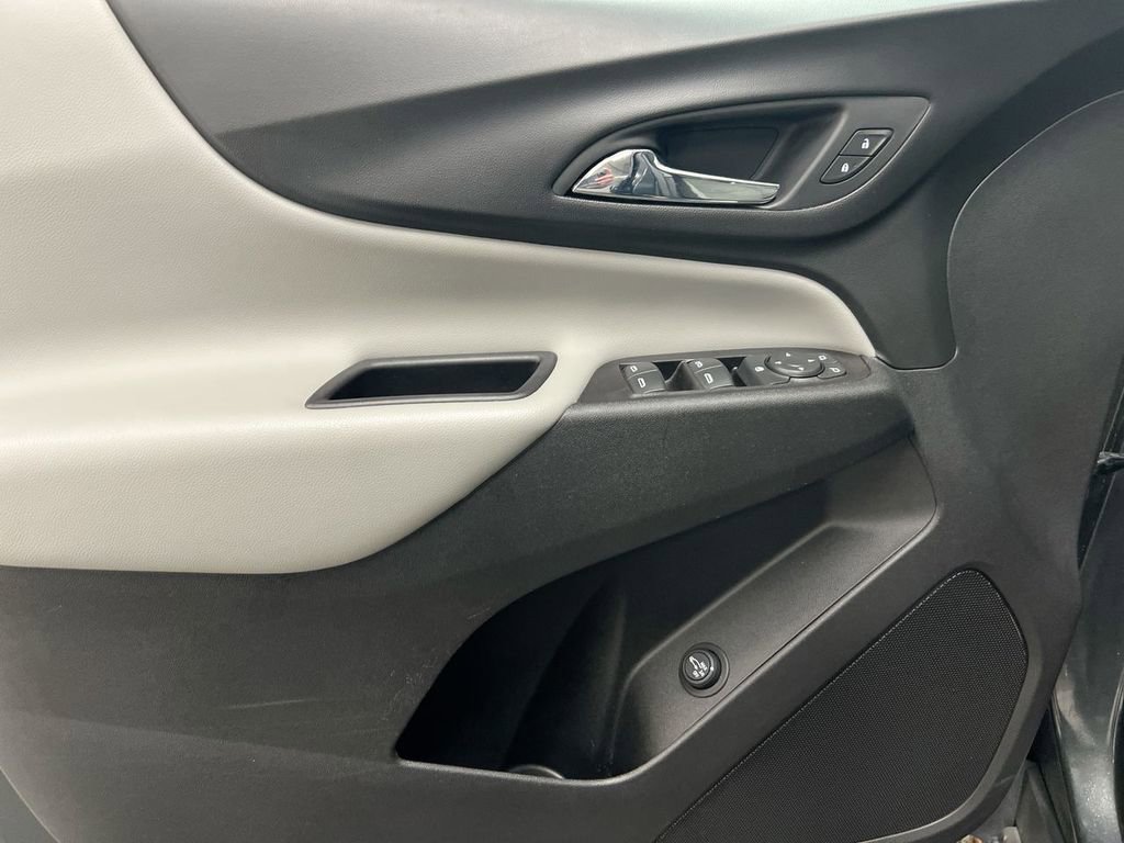 Used 2020 Chevrolet Equinox LT image 20