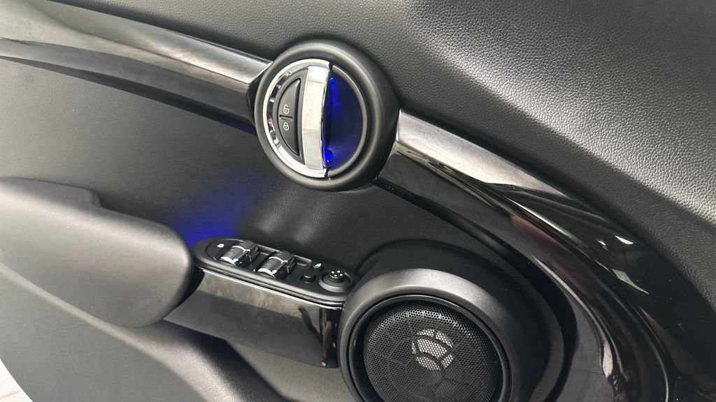 Used 2021 MINI Cooper S FWD image 19