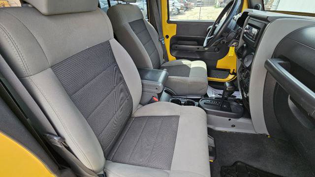 Used 2009 Jeep Wrangler Unlimited X AWD/4WD image 25
