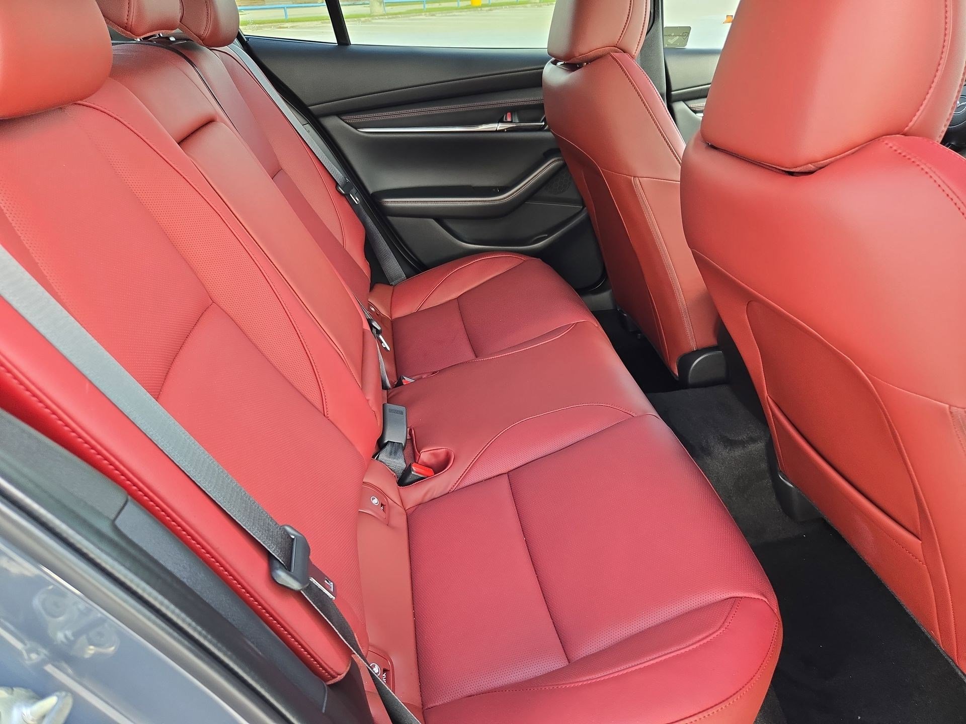 Used 2026 MAZDA MAZDA3 Carbon image 32