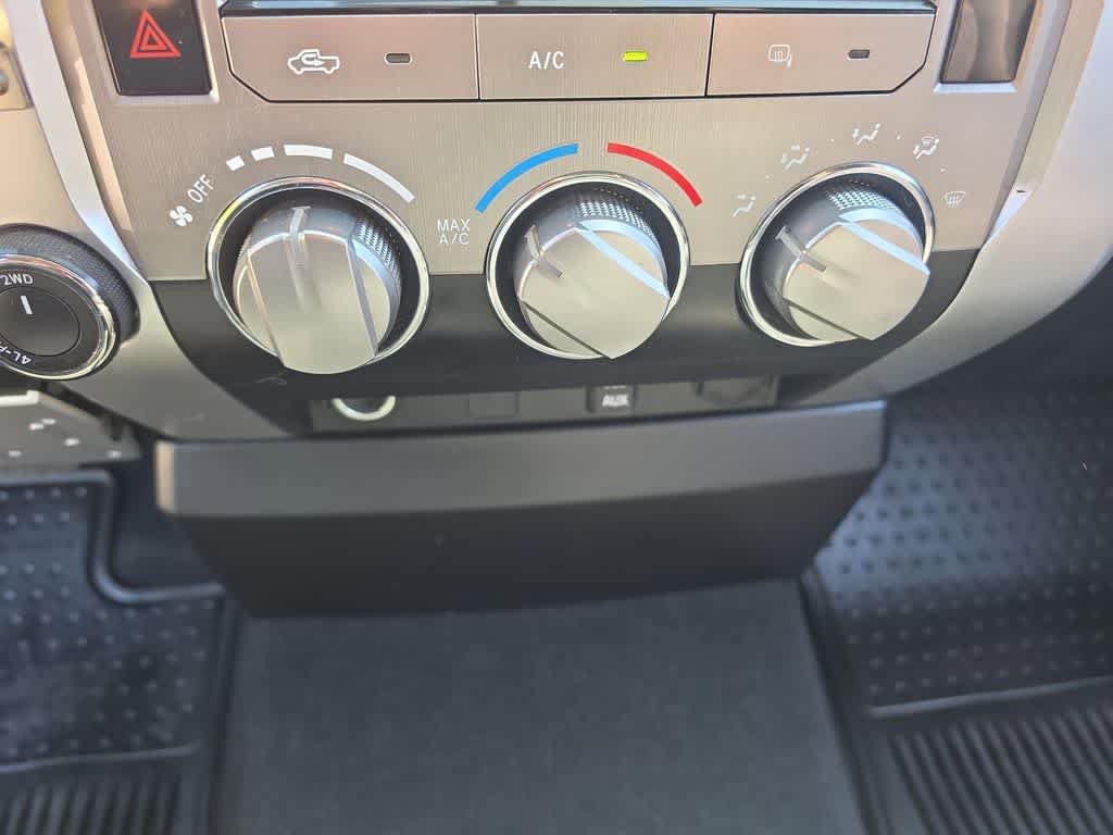 Used 2014 Toyota Tundra SR5 AWD/4WD image 19