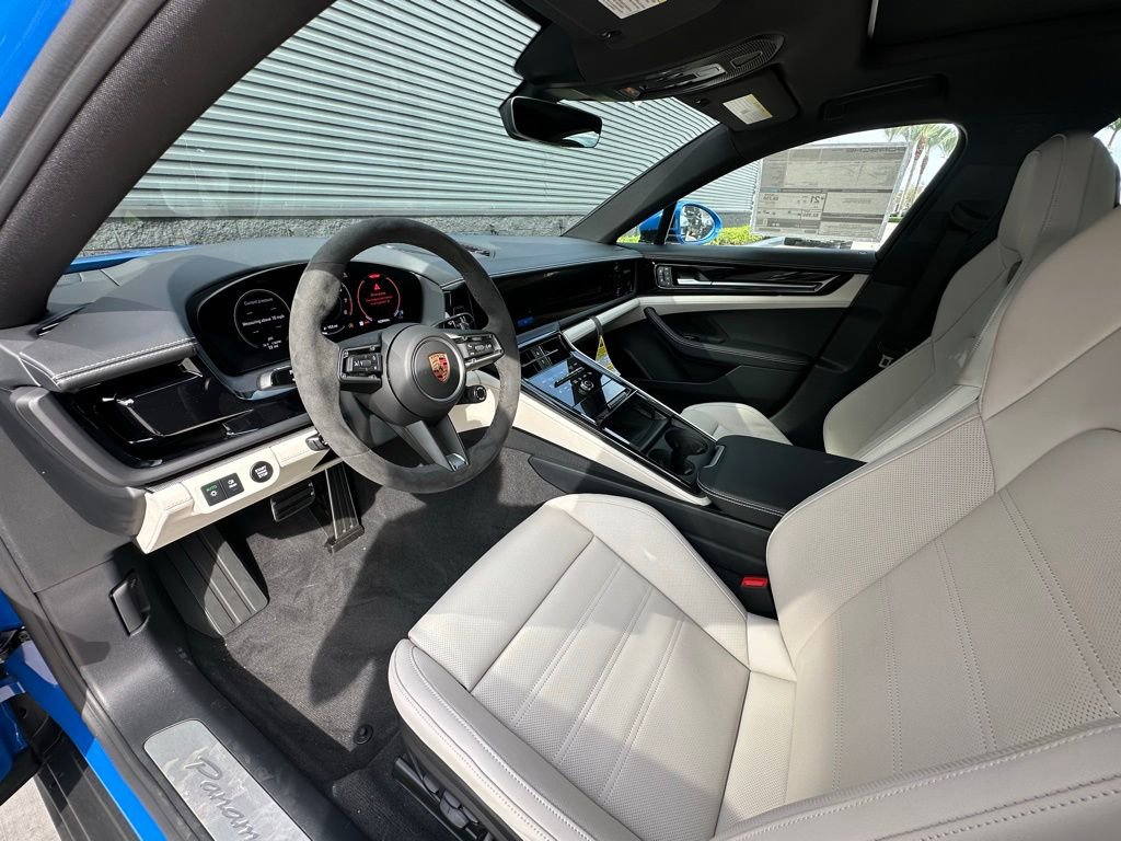 Used 2026 Porsche Panamera 4 AWD/4WD image 19