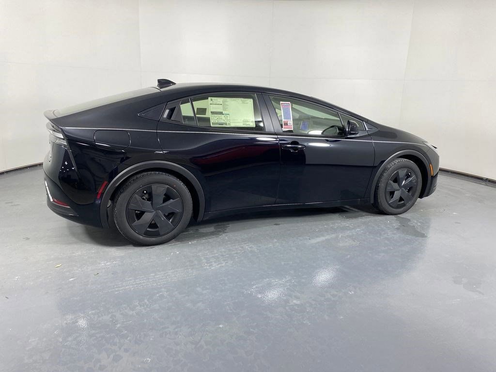 New 2026 Toyota Prius SE image 4