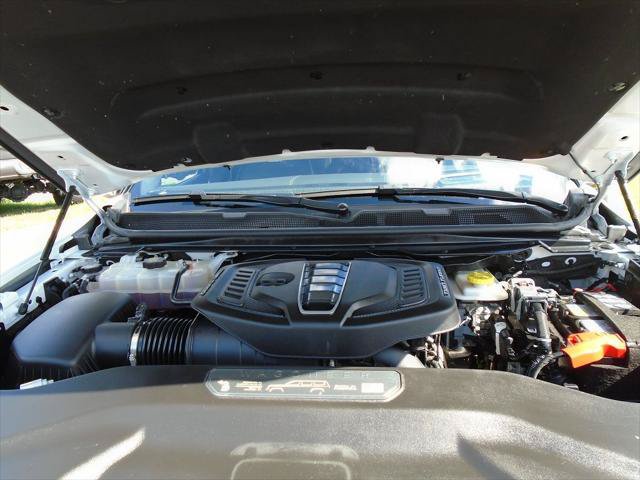 Certified 2025 Jeep Grand Wagoneer L Series II Obsidian w/ Quick Order Packagew 28T AWD/4WD image 24