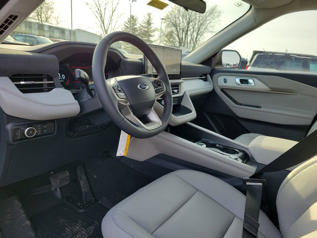 New 2026 Ford Explorer Active w/ Active Comfort Package image 20