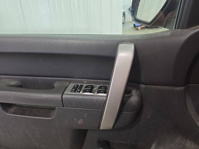 Used 2012 Chevrolet Silverado 1500 LT AWD/4WD image 14