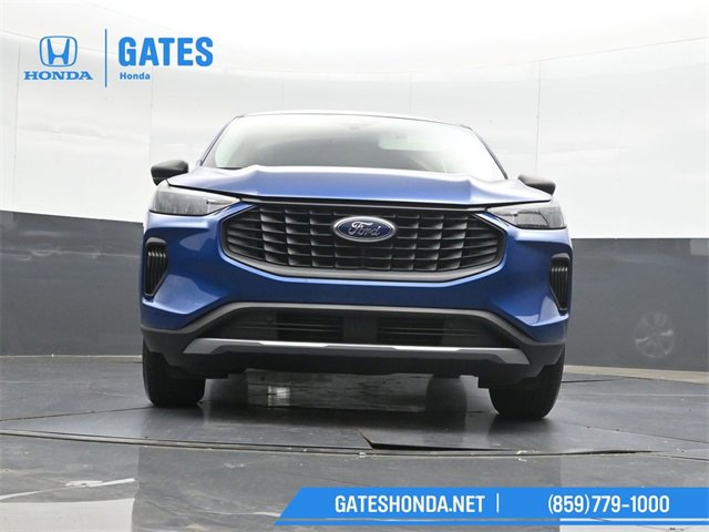 Used 2023 Ford Escape AWD image 39