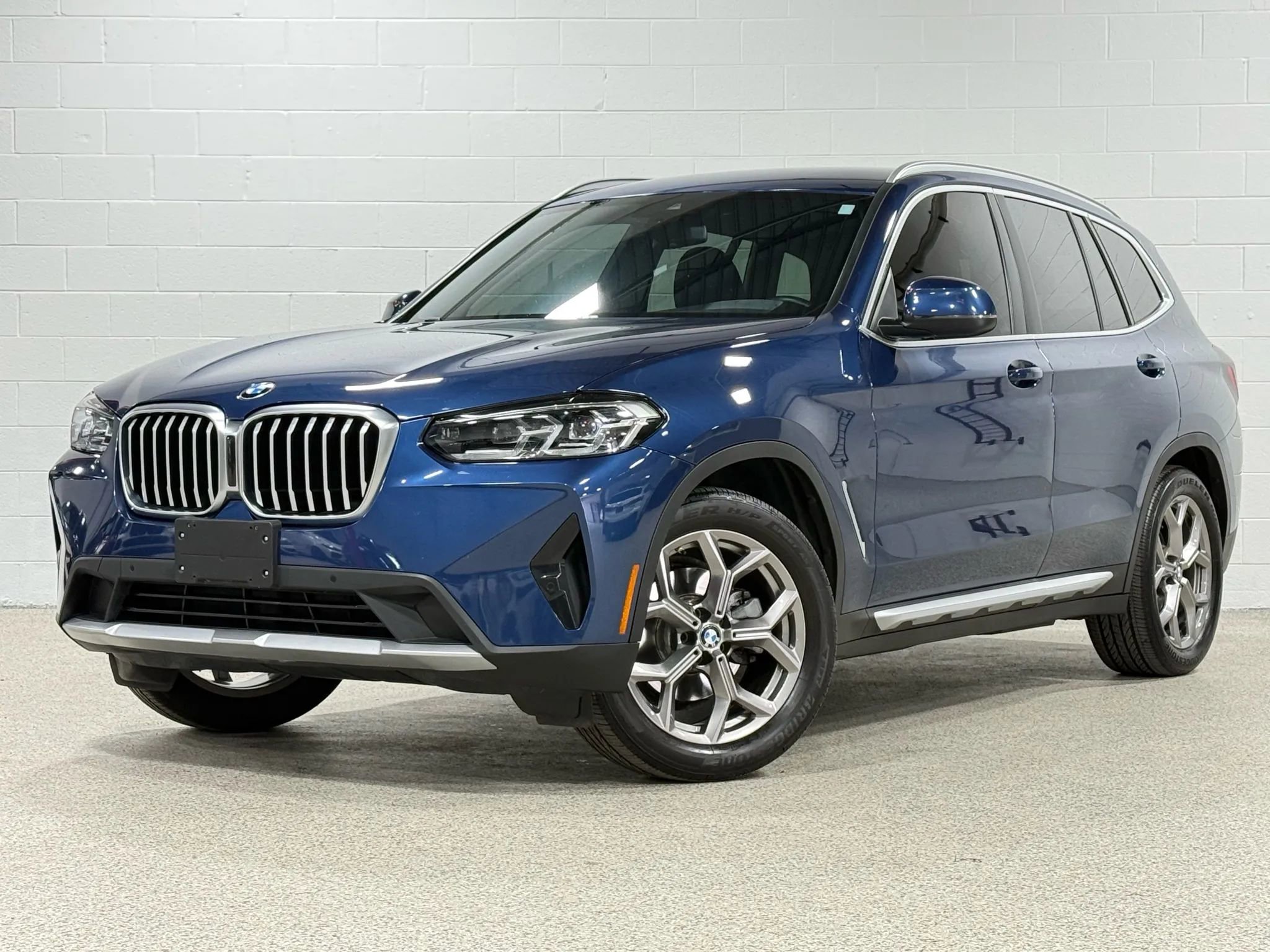 Used 2022 BMW X3 xDrive30i image 2