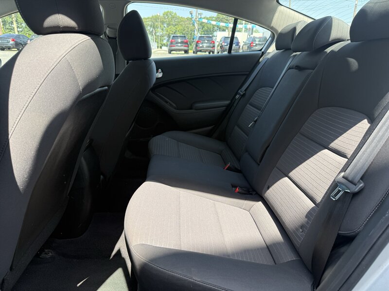 Used 2018 Kia Forte LX w/ LX Popular Package FWD image 13