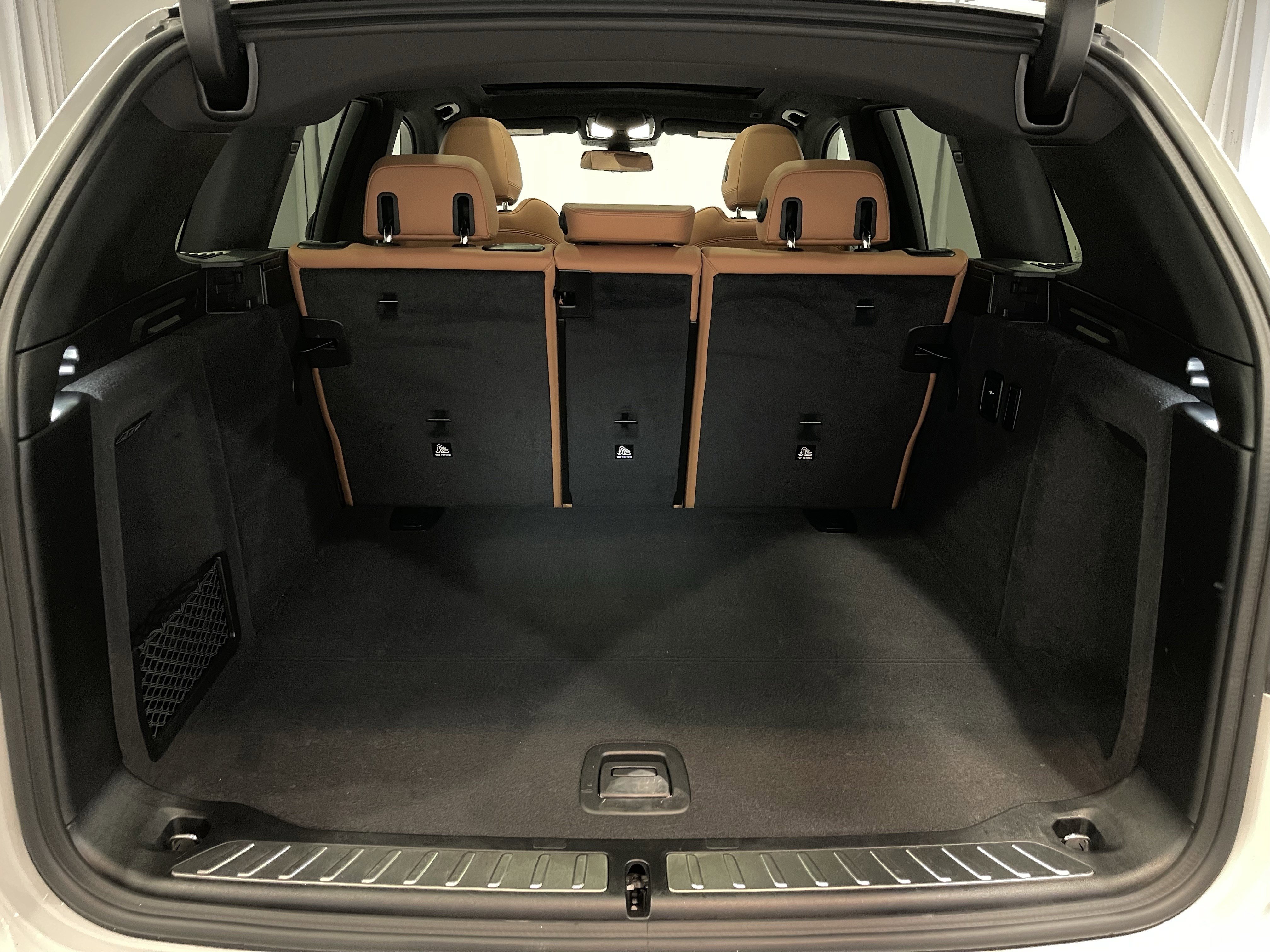 Used 2023 BMW X3 xDrive30i w/ Premium Package image 28