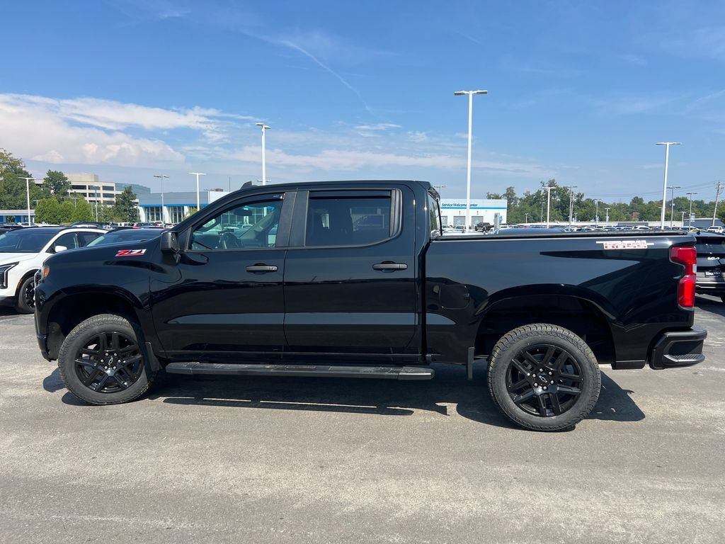 Used 2021 Chevrolet Silverado 1500 Custom Trail Boss w/ Midnight Edition AWD/4WD image 6