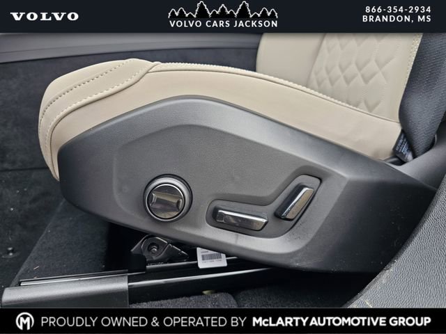 New 2026 Volvo XC60 B5 Plus w/ Protection Package Premier image 14