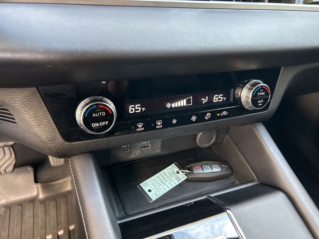 Used 2024 Mitsubishi Outlander ES image 41