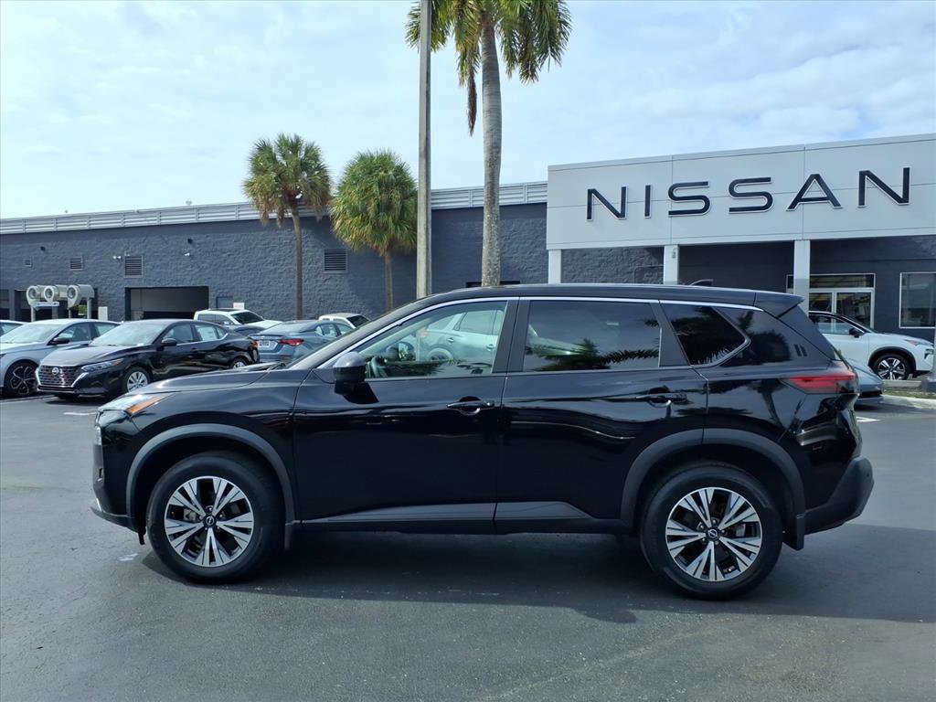 Certified 2023 Nissan Rogue SV image 2