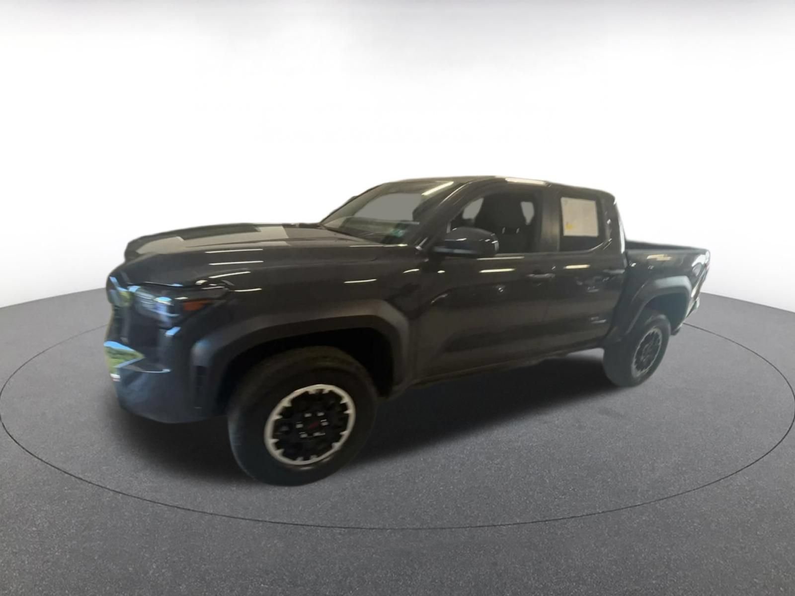 Used 2025 Toyota Tacoma TRD Off-Road AWD/4WD image 6