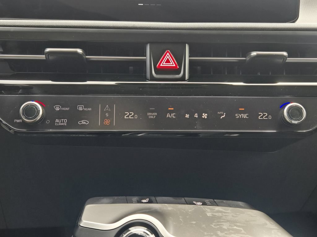 New 2025 Kia EV6 Light RWD image 14