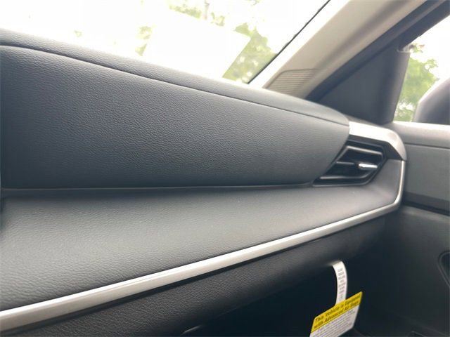 Used 2025 Nissan Kicks S image 19