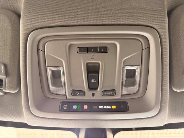 Used 2021 Chevrolet Silverado 1500 RST AWD/4WD image 45