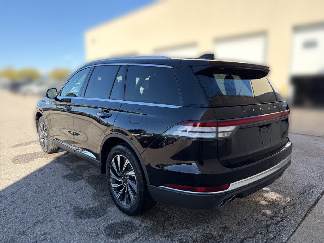 New 2027 Lincoln Aviator AWD image 9