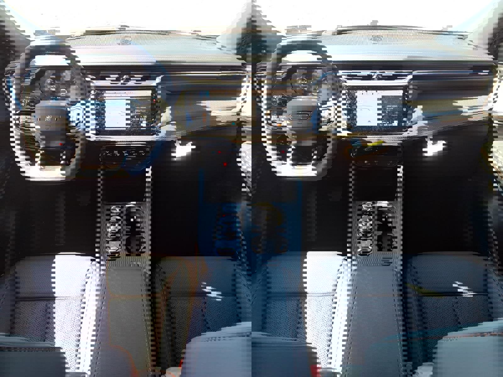 New 2026 Jeep Cherokee Overland image 5