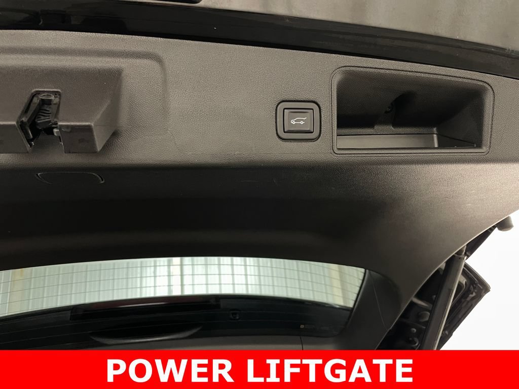 Certified 2024 GMC Terrain AT4 w/ Tech Package AWD/4WD image 46