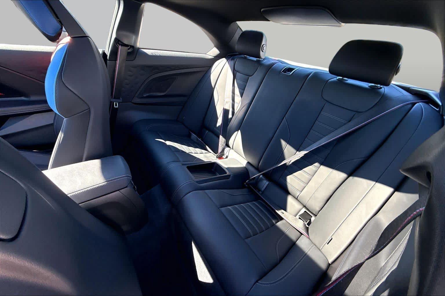 Used 2023 BMW M2 w/ Lighting Package RWD image 18