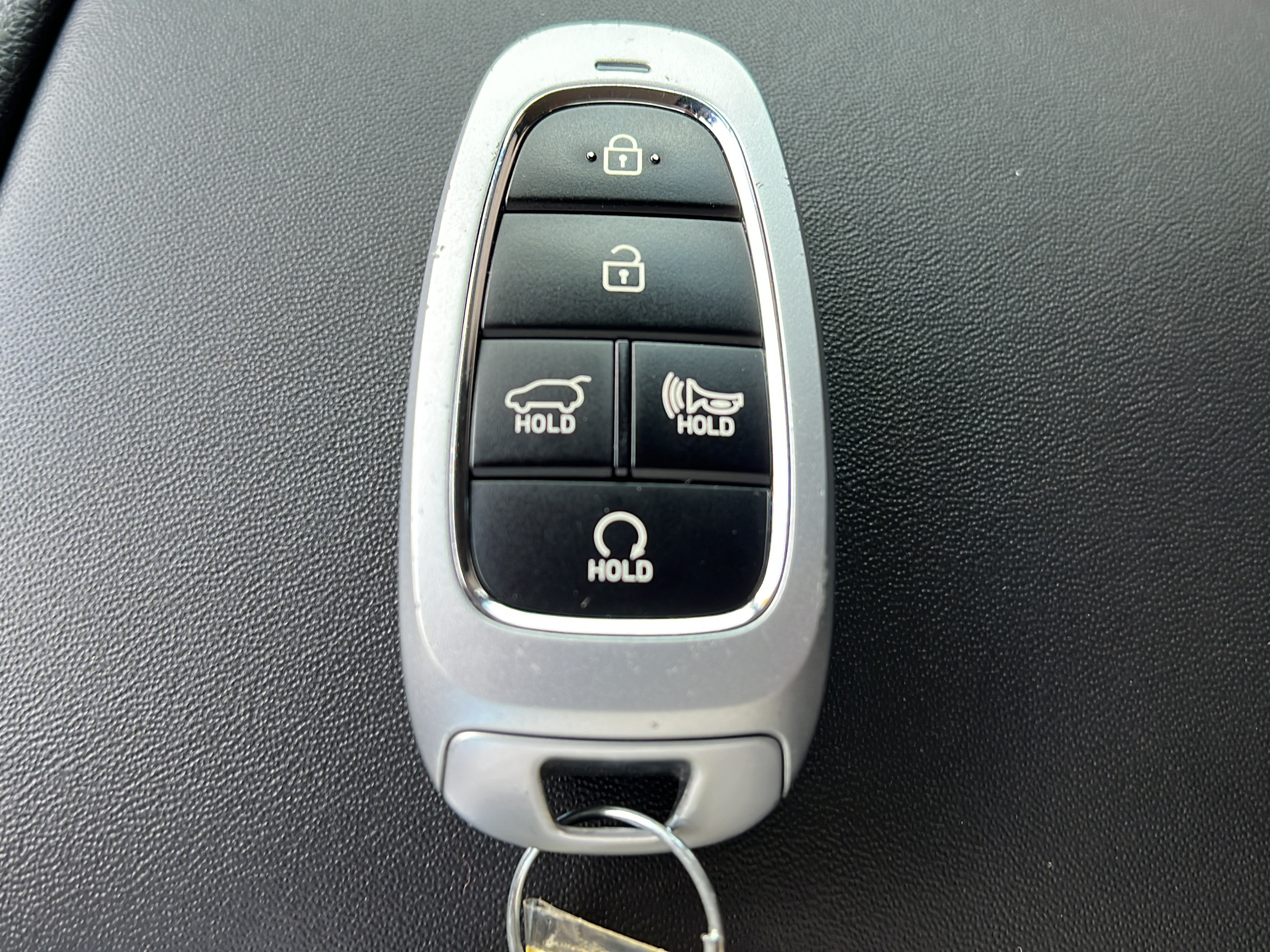 Certified 2023 Hyundai Santa Fe SEL FWD image 28