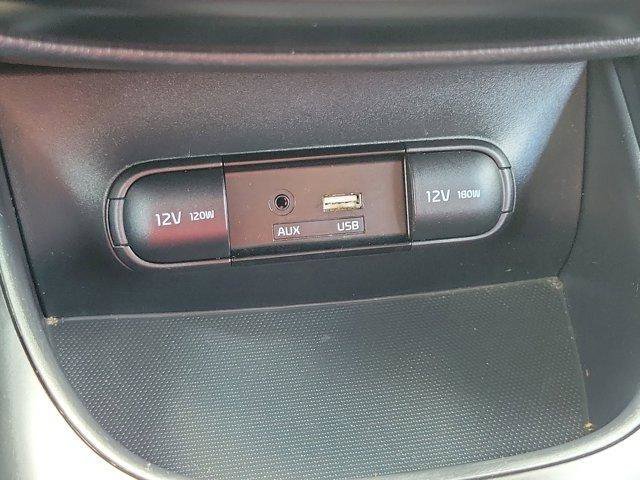 Used 2019 Kia Soul FWD image 28