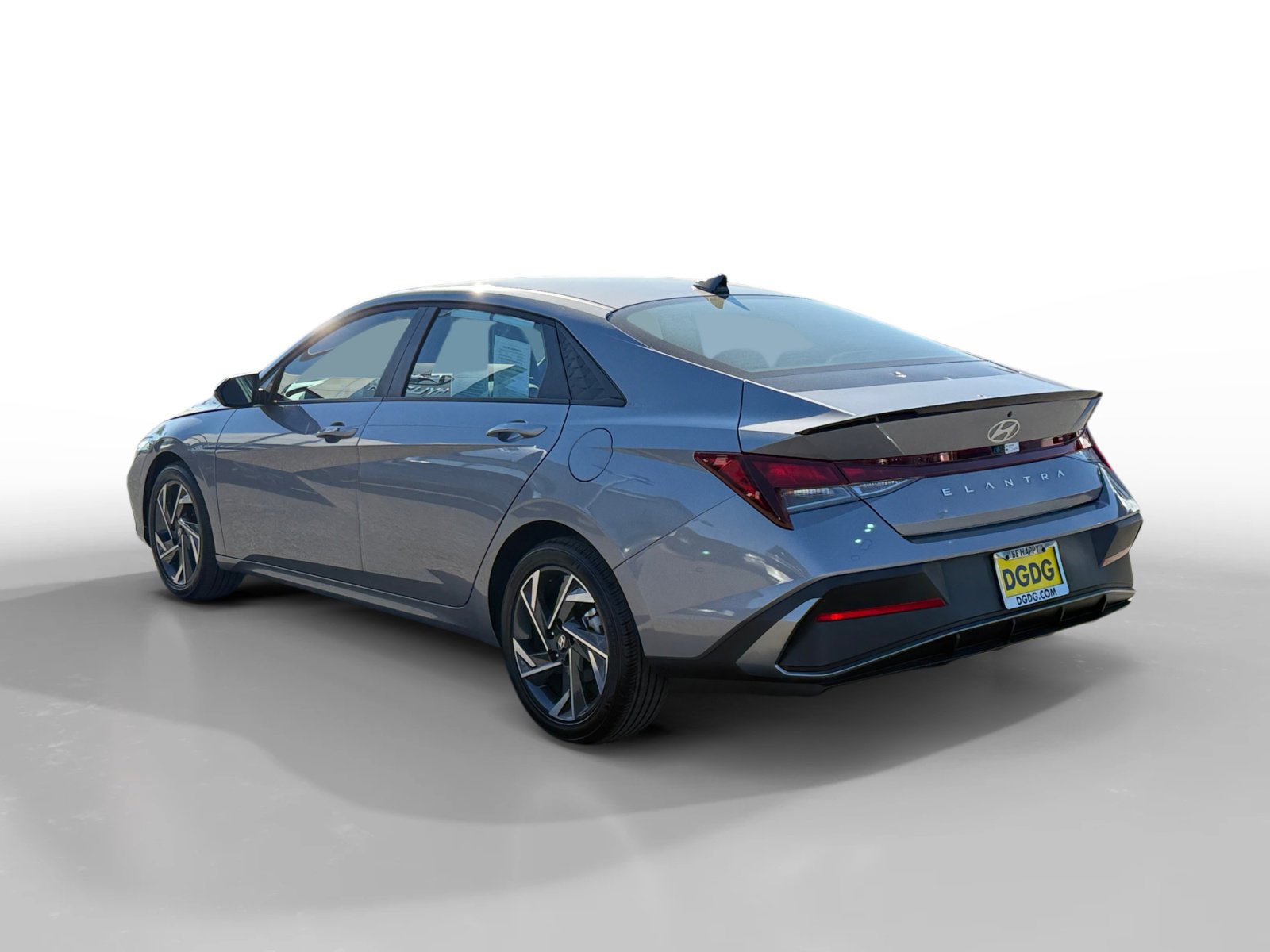 Certified 2025 Hyundai Elantra Sport image 3