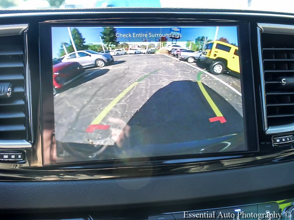 Used 2027 Chrysler Pacifica Select FWD image 20