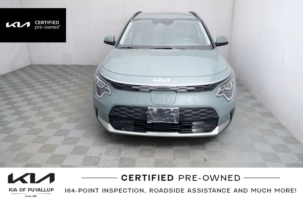 Certified 2024 Kia Niro Wind w/ Wind Preserve Package FWD image 3